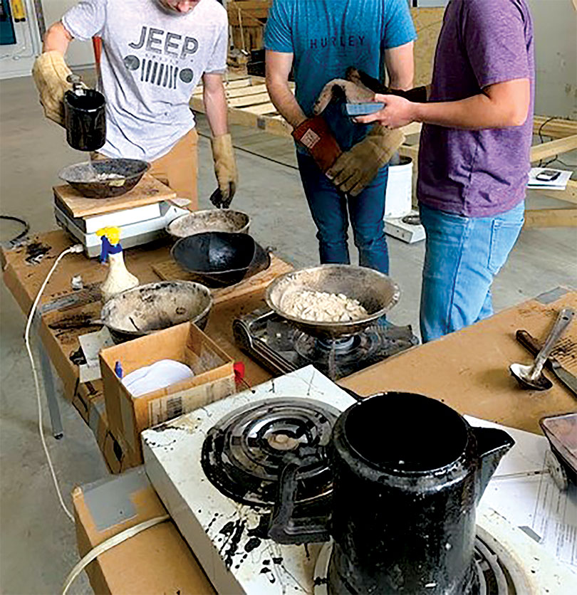 Students asphalt mixes in the classroom